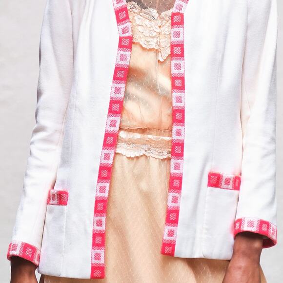 1960s Gregory Pal Couture Wool Cream Blazer w/Silk Lining, Weighted Hem Size 4/6 - Picture 3 of 5